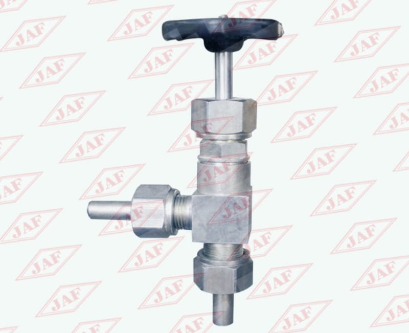 螺紋連接直角截止閥J24F（B）-40（25）、螺紋連接直角節(jié)流閥L24F（B）-40（25）